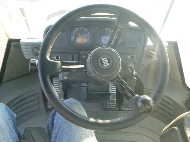 2008-caterpillar-962h-image-10