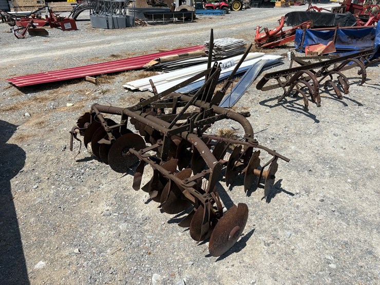 massey-ferguson-3-image-3