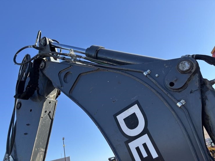 2020-john-deere-2020-image-25