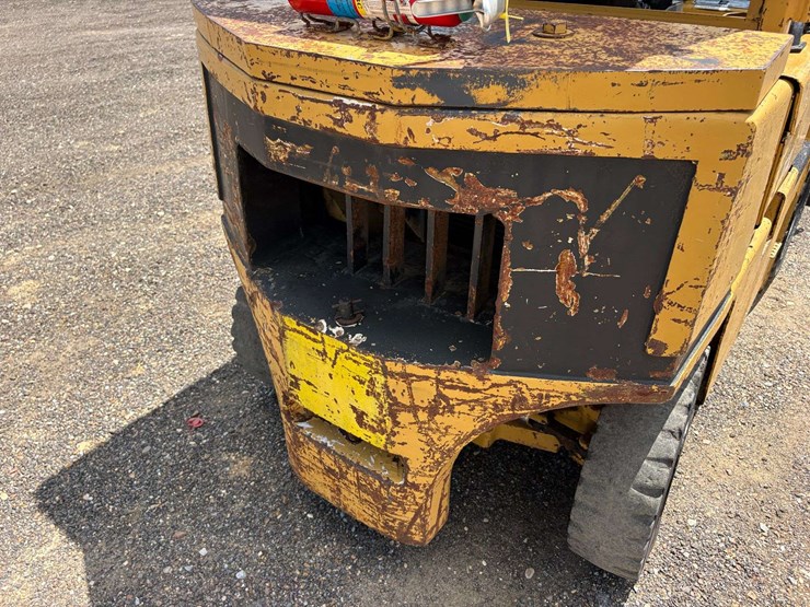 caterpillar-v50d-image-17