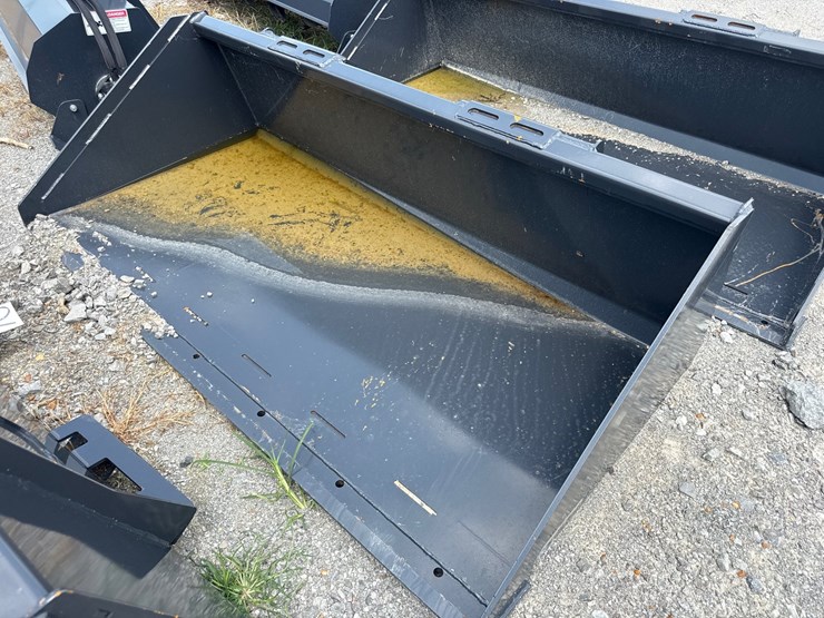 #71-•-70”-skid-steer-smooth-bucket-image-1