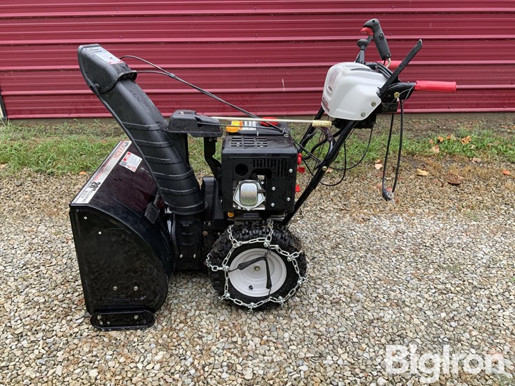 mtd-gold-28”-2-stage-snow-blower-image-8