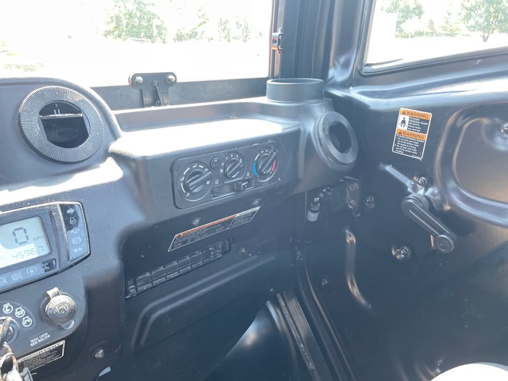 2020-kubota-rtv-x1100c-image-40