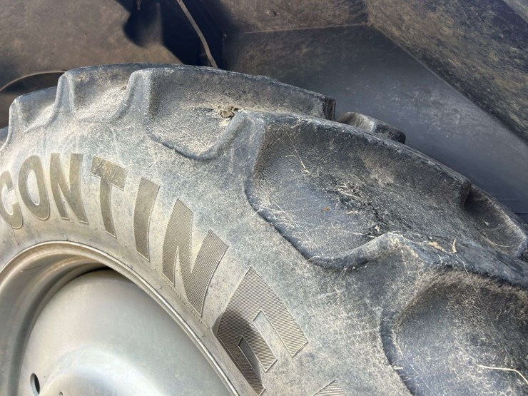 2012-case-ih-magnum-315-image-31
