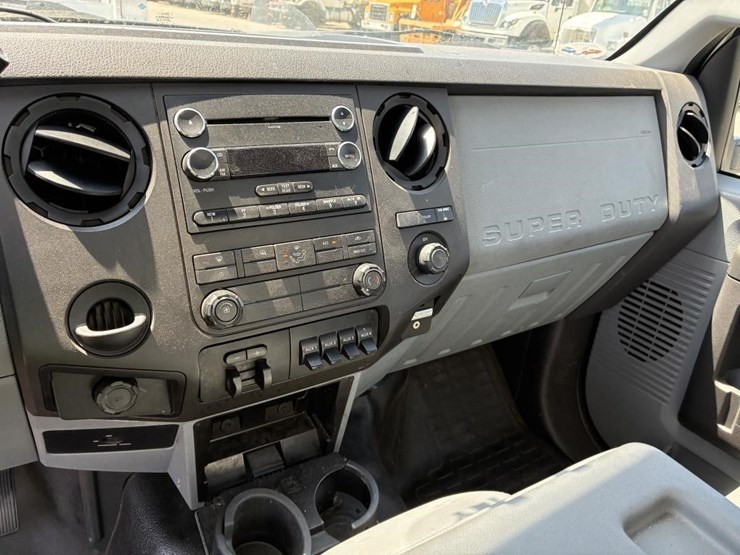 2015-ford-f450-sd-image-22