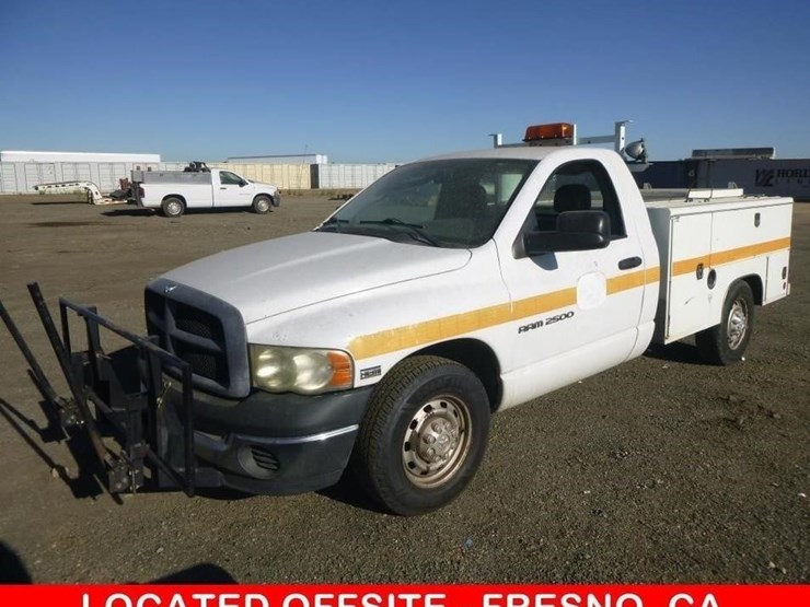 2005-dodge-ram-2500-image-1