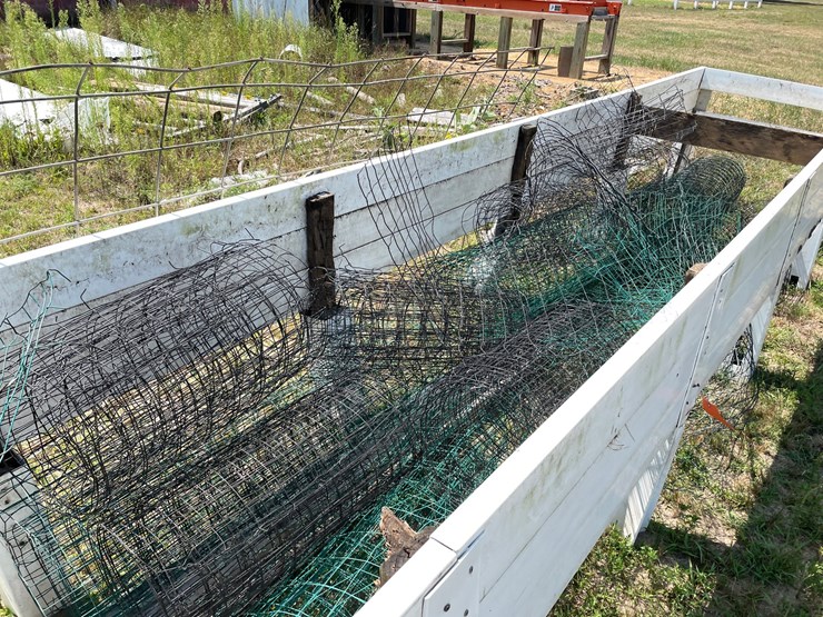 #7969-•-poly-raised-flower-bed-frame-with-rolls-of-wire-fencing-image-10