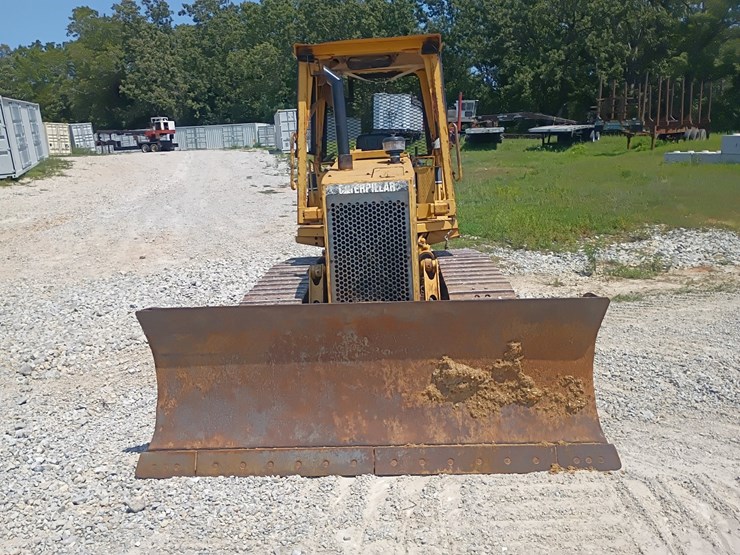 caterpillar-d4c-image-14
