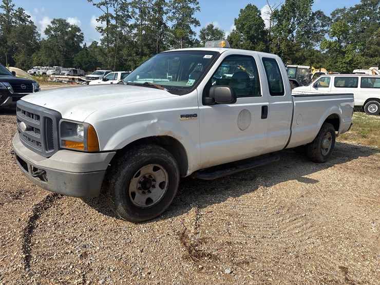 2005-ford-f250-image-1