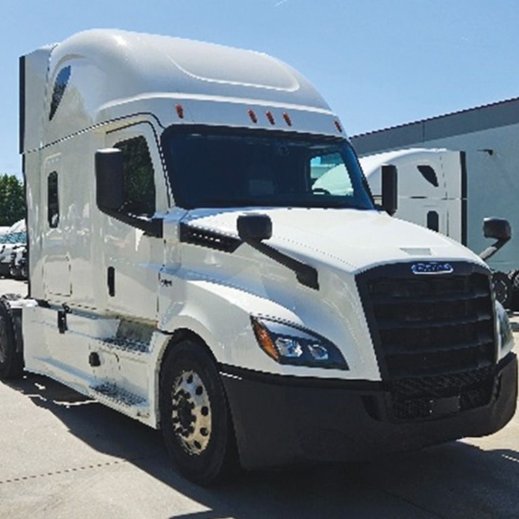 2020 FREIGHTLINER CASCADIA 126