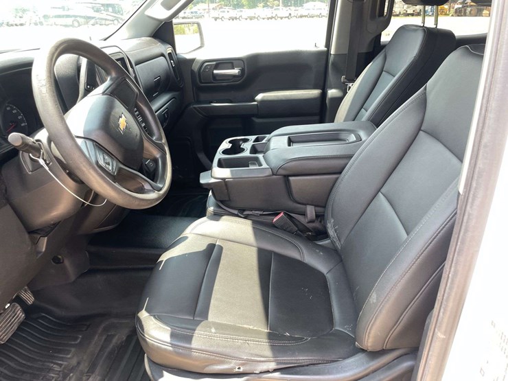 2019-chevrolet-silverado-1500-image-11