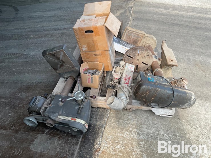drill-presses,-anvil-and-assorted-parts-image-8