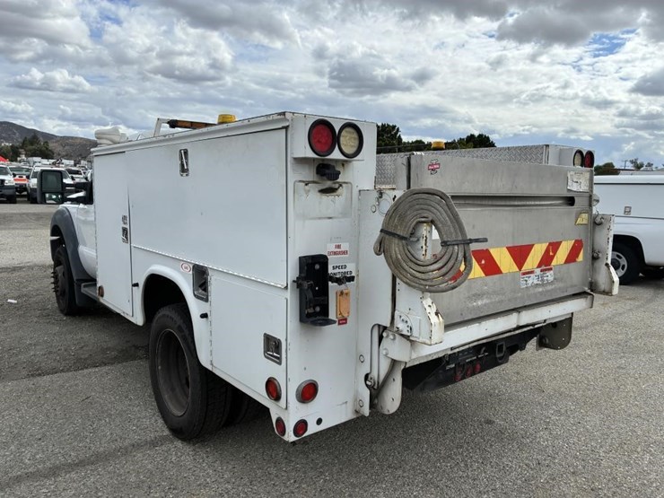 2013-ford-f450-image-4
