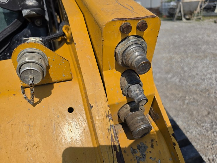 2016-caterpillar-289d-image-62