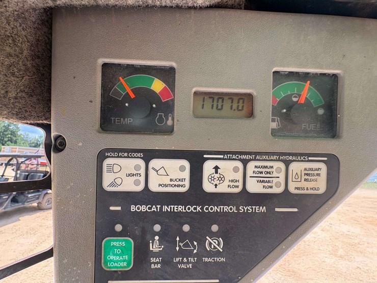 bobcat-t300-image-15