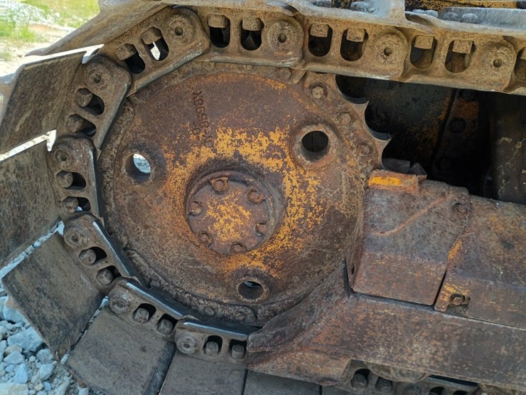 caterpillar-d4c-image-45