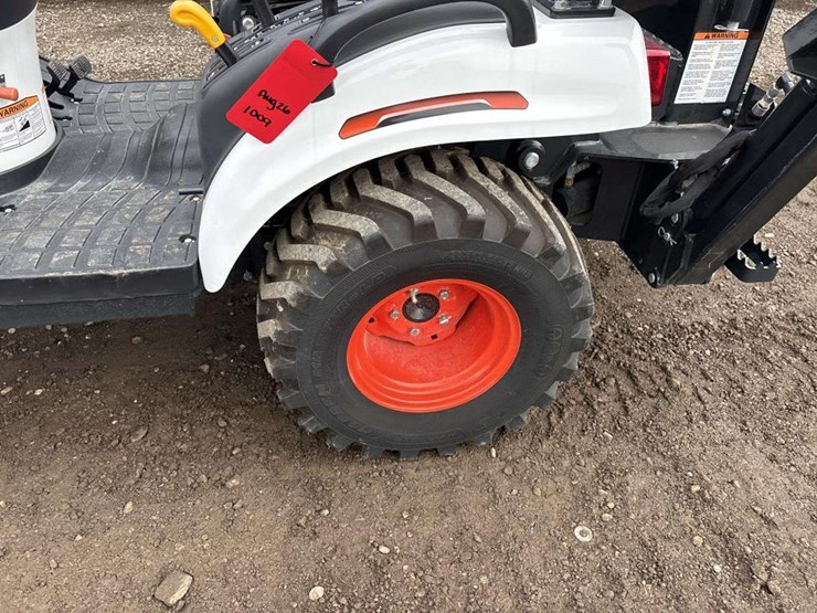 bobcat-1021-with-loader-and-12-backhoe-bucket-image-7