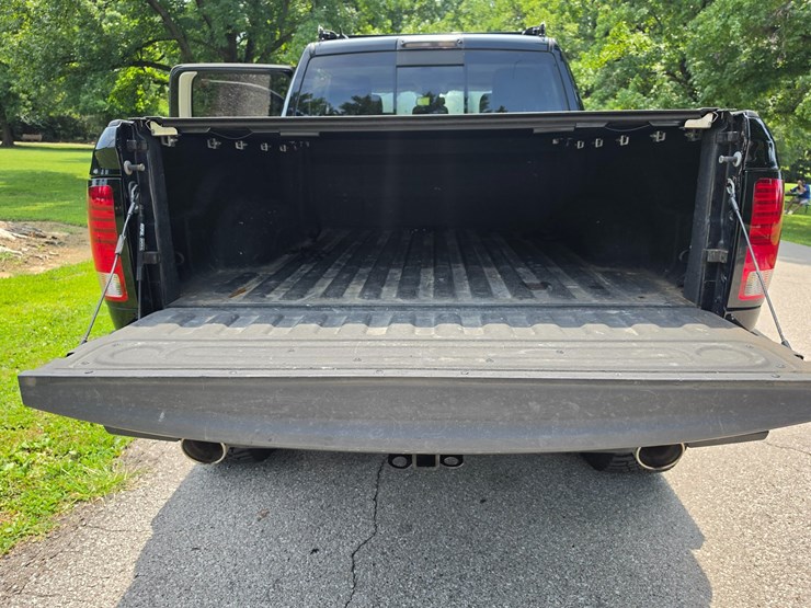 2014-dodge-1500-image-66