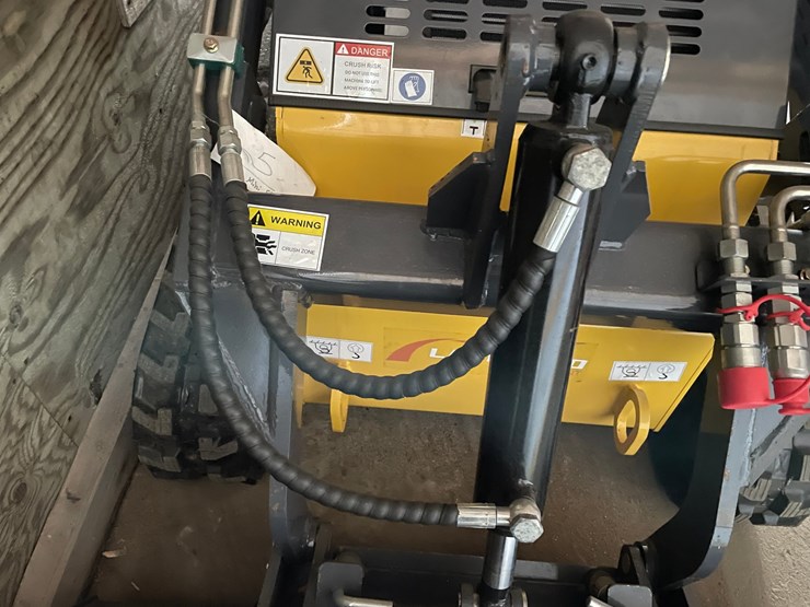 #9732-•-land-hero-mini-skid-steer-loader-image-41