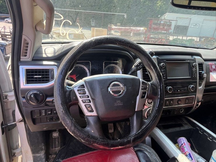 2018-nissan-titan-image-14