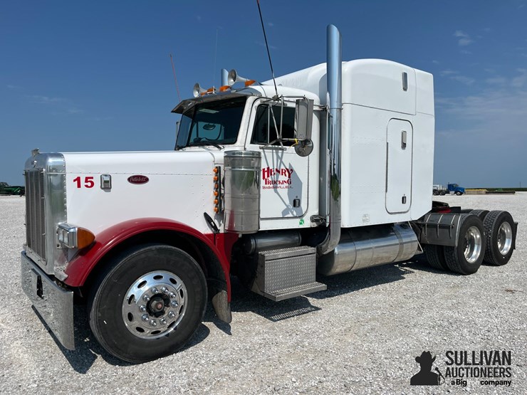 2000-peterbilt-379-image-1