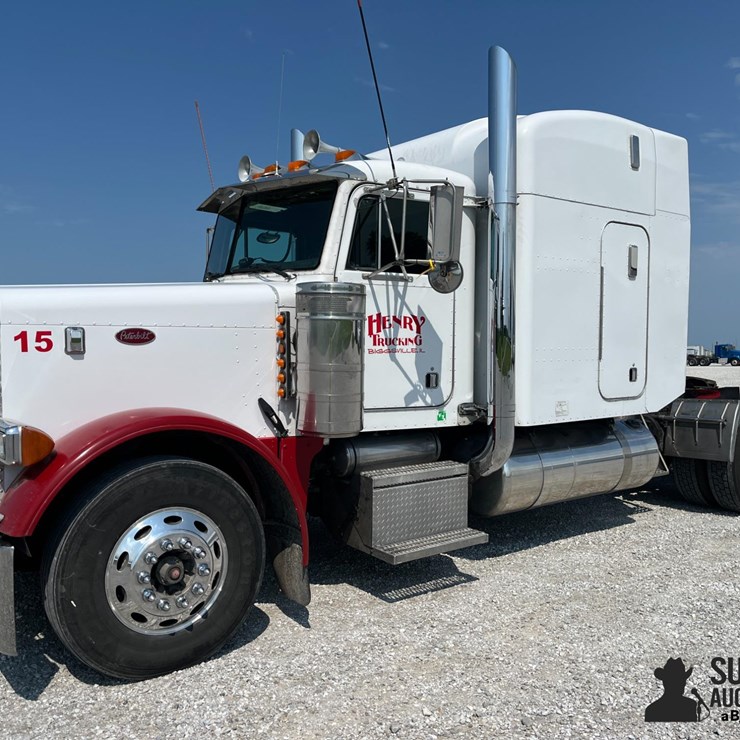 2000 PETERBILT 379