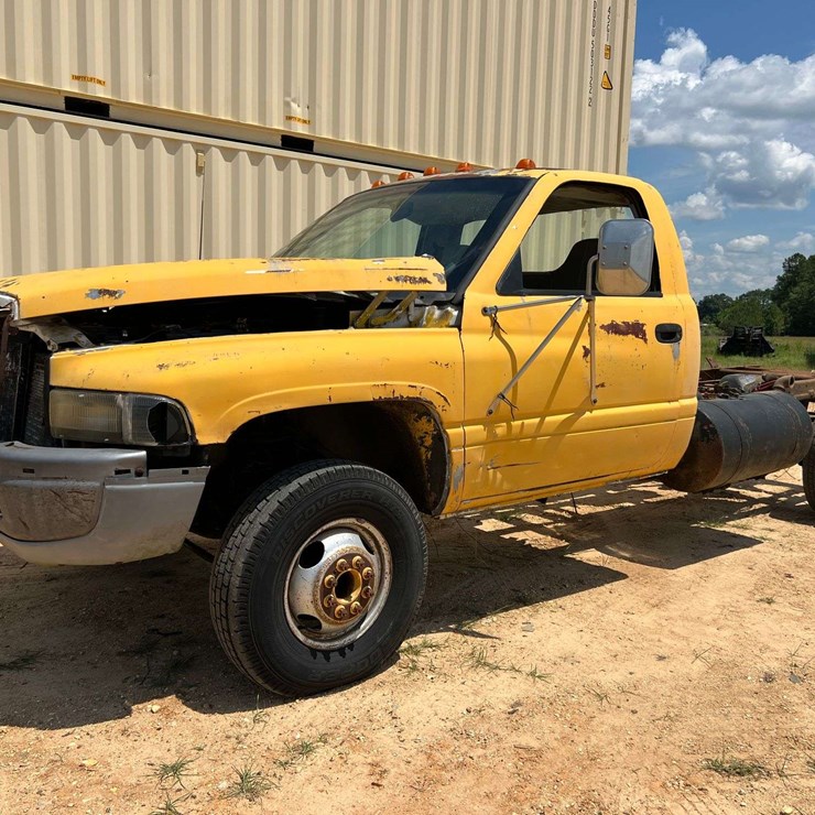 1995 DODGE RAM 3500