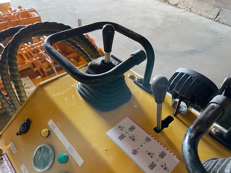 #9738-•-ats-power-mini-skid-steer-loader-image-39