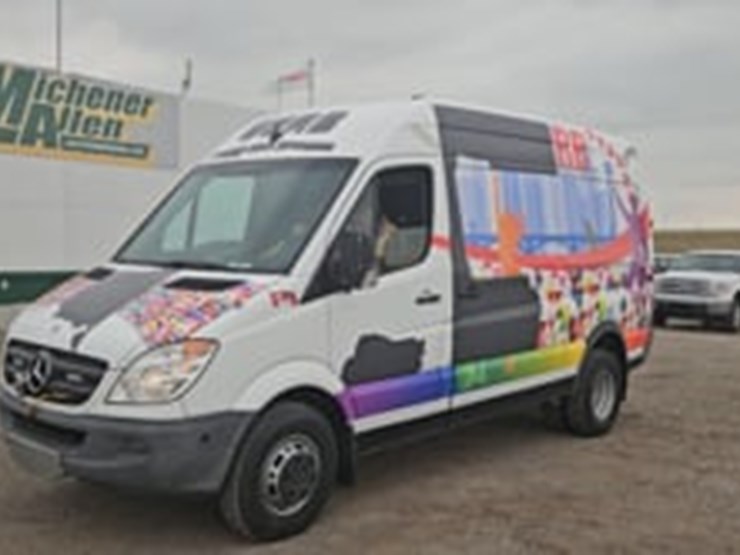 2012-mercedes-benz-sprinter-3500-image-5