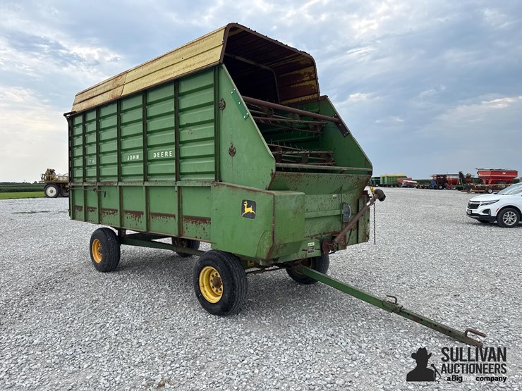 john-deere-716-image-3