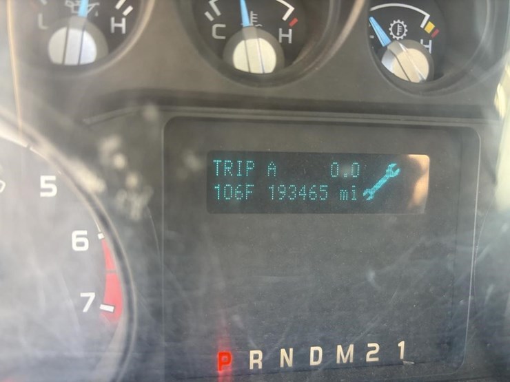 2014-ford-f350-image-13