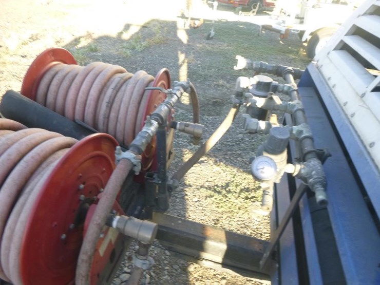 2009-grimmer-schmidt-300-towable-air-compressor-image-9