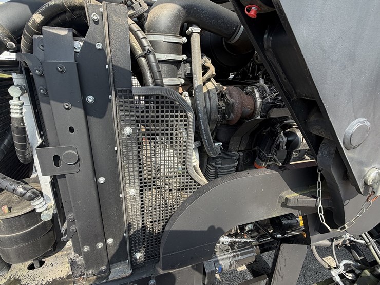 2021-zetor-p110-ps-w/-zm229p-loader-image-18