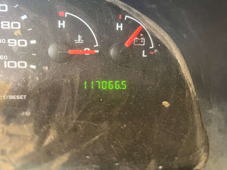 2006-ford-e150-image-19