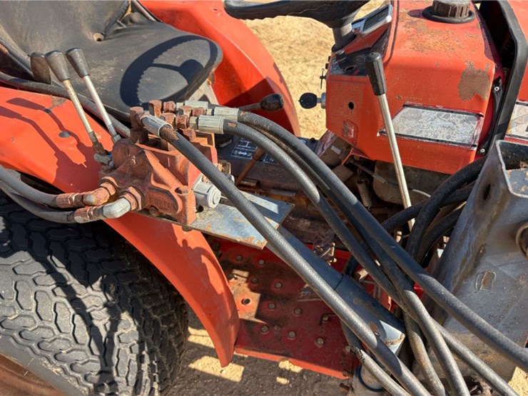 massey-ferguson-1010-image-23