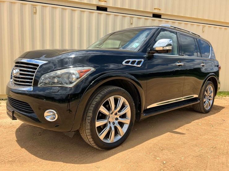 2012-infiniti-qx56-image-1