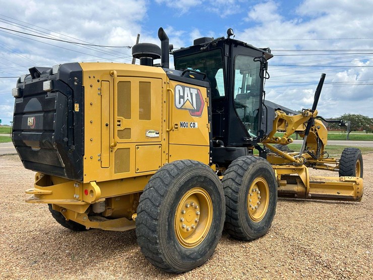 2020-caterpillar-140-image-7