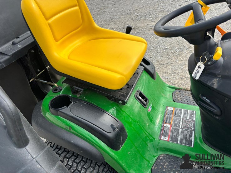 john-deere-d130-image-17