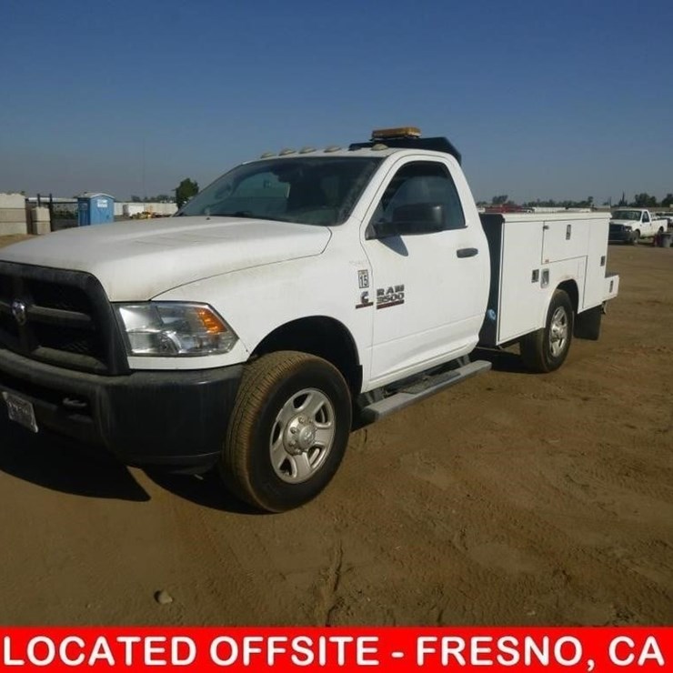 2016 DODGE 3500