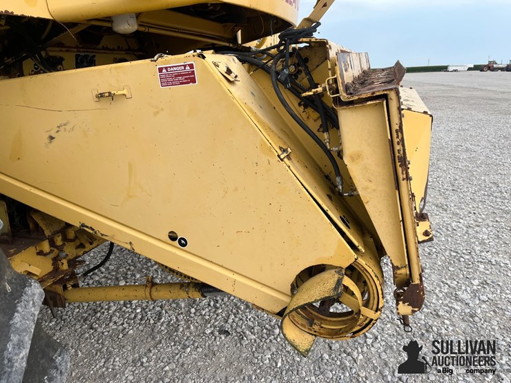 new-holland-tr86-image-16