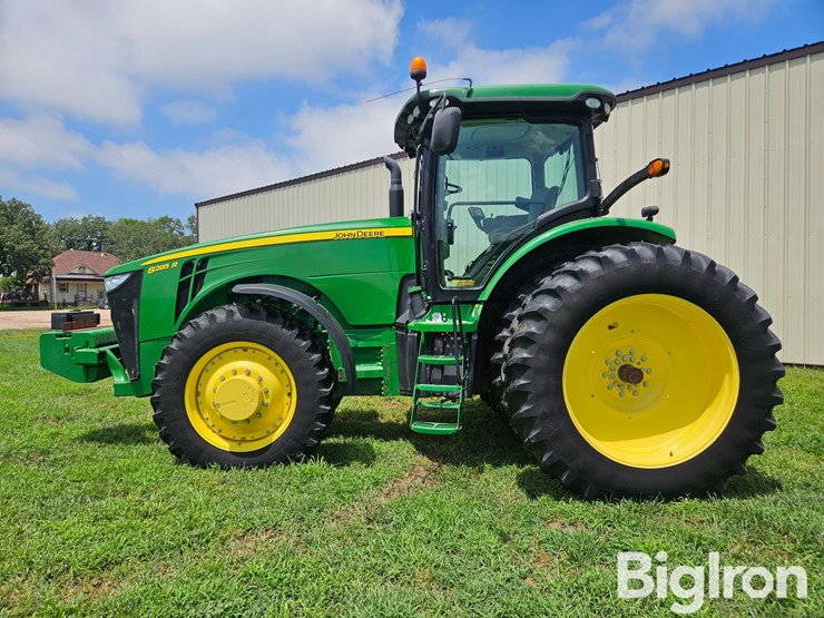 2011-john-deere-8285r-image-8