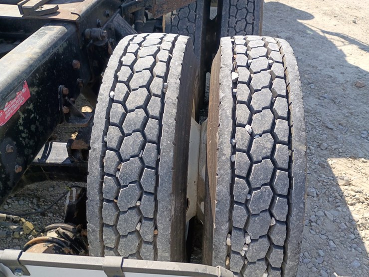 2014-western-star-4900-image-96
