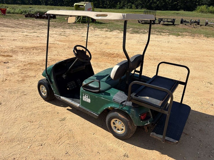 ez-go-2-seater-gas-golf-cart-image-2