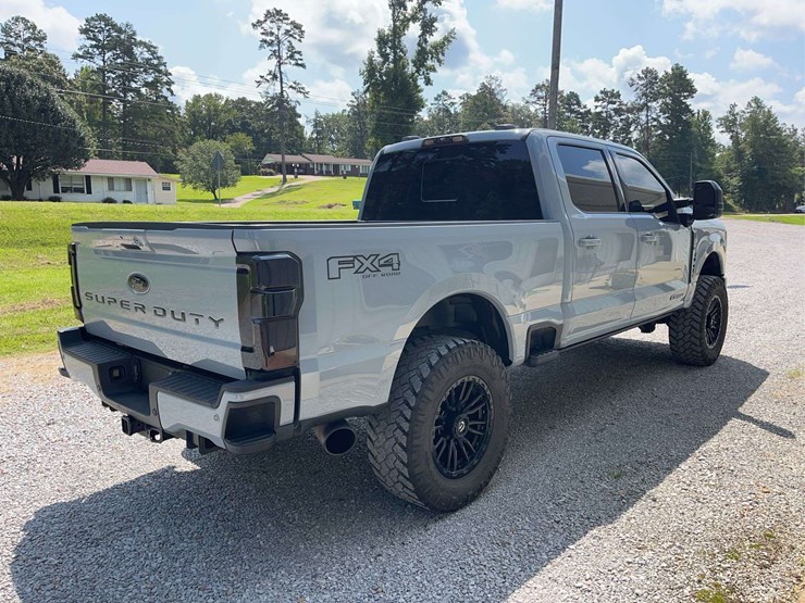 2024-ford-f250-image-4