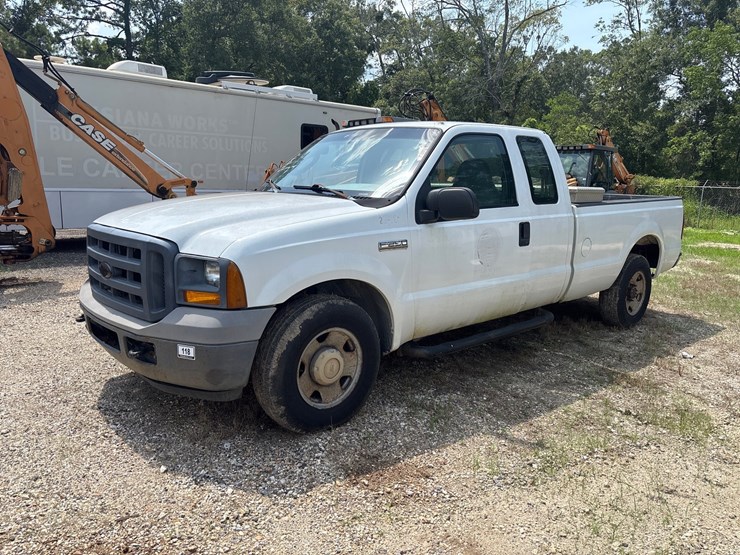 2005-ford-f250-image-1