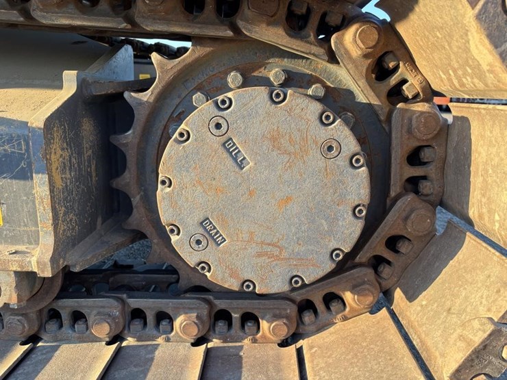 2023-xcmg-xe155ucr-hydraulic-excavator-image-25