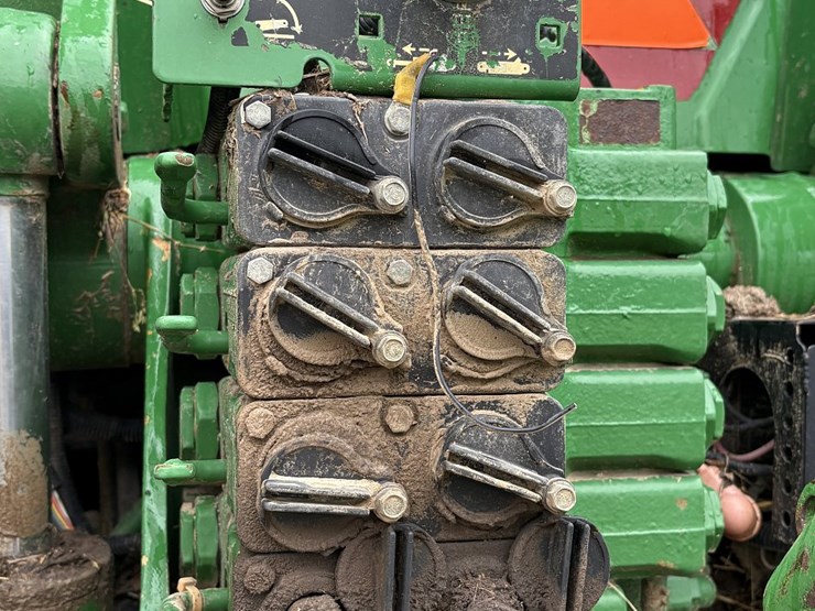 1998-john-deere-8400-image-21