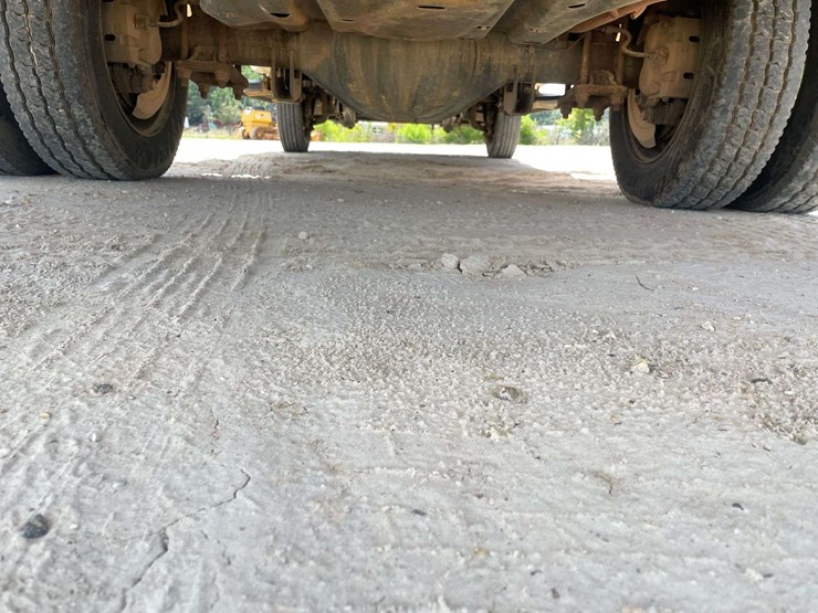 2012-ford-f450-image-25
