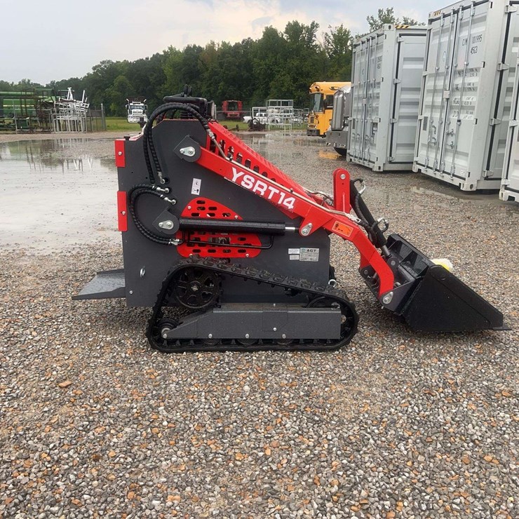 AGT Skid Steer Loader