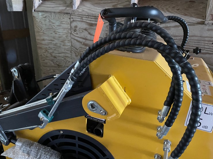 #9732-•-land-hero-mini-skid-steer-loader-image-26